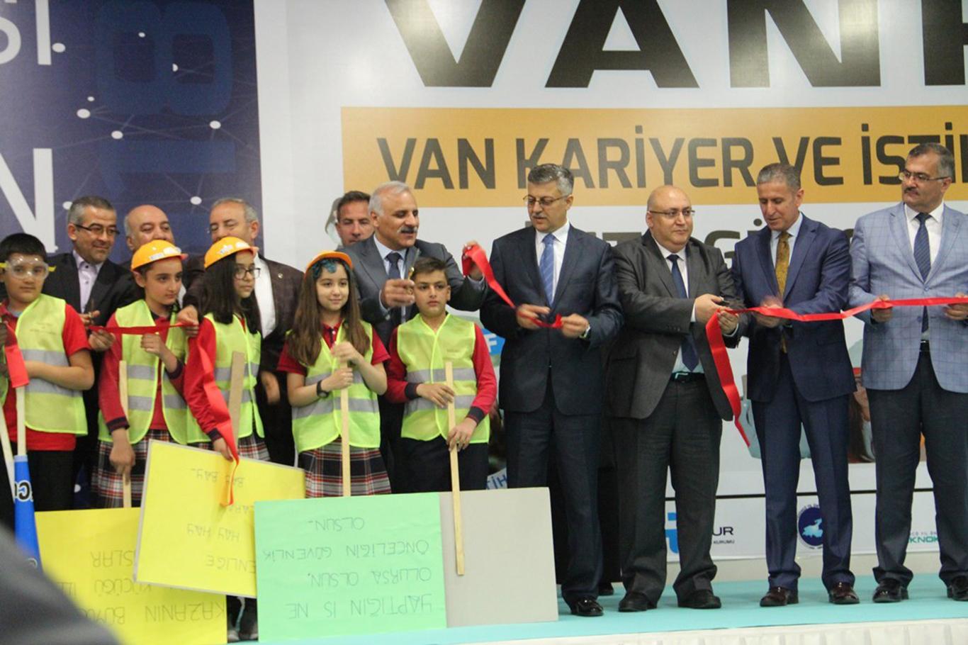 Türkiye İran Ar-Ge ve inovasyon fuarı açıldı